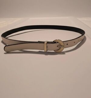 Kenneth Cole Reaction White Belt Cream Buckle